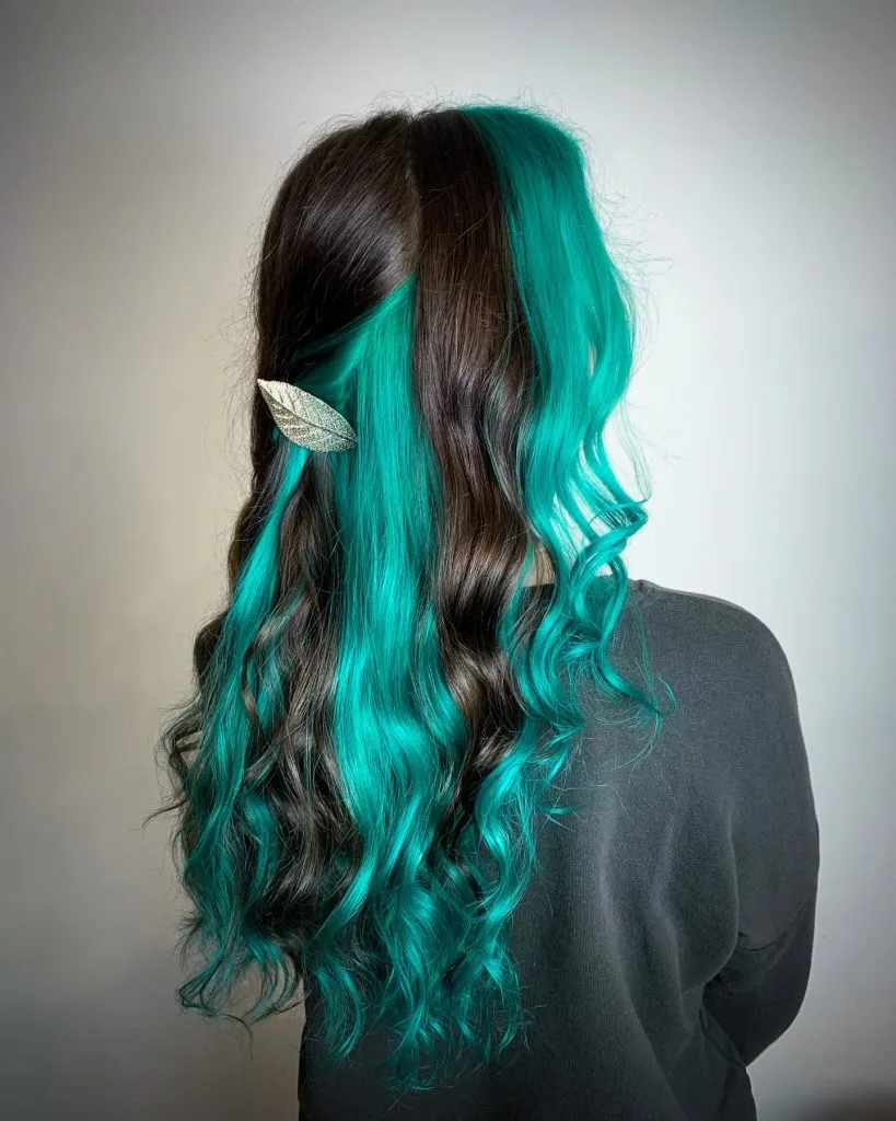 Aquamarine Curl Tips hairstyle photo