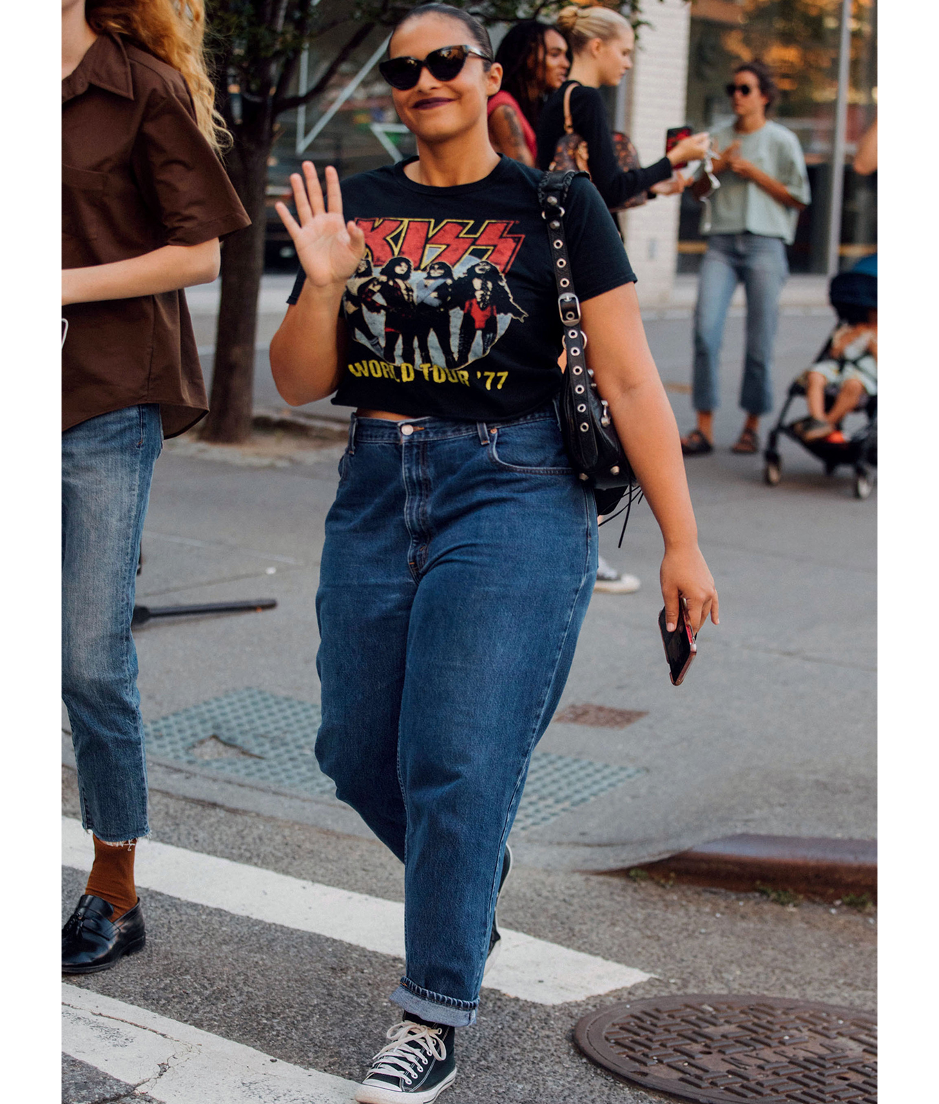 Vintage band tee with high-waisted straight jeans vintage style outfit