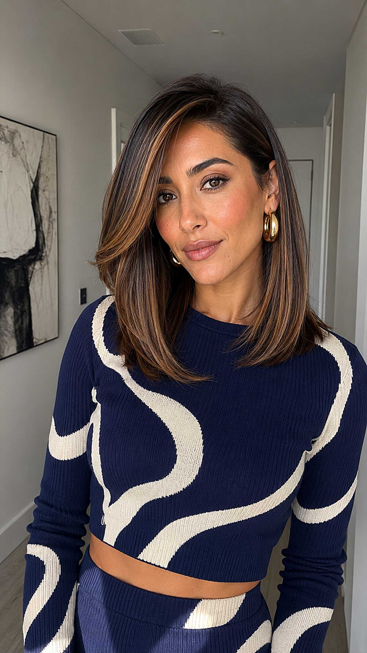 Collarbone lob with caramel face-framing