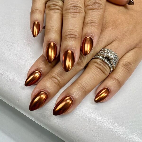Bronze Metallic winter nail manicure