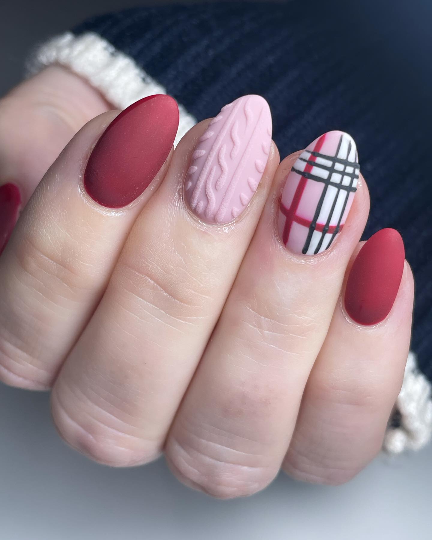 Burgundy Plaid Mixed With Pink Cable Knit sweater nail design