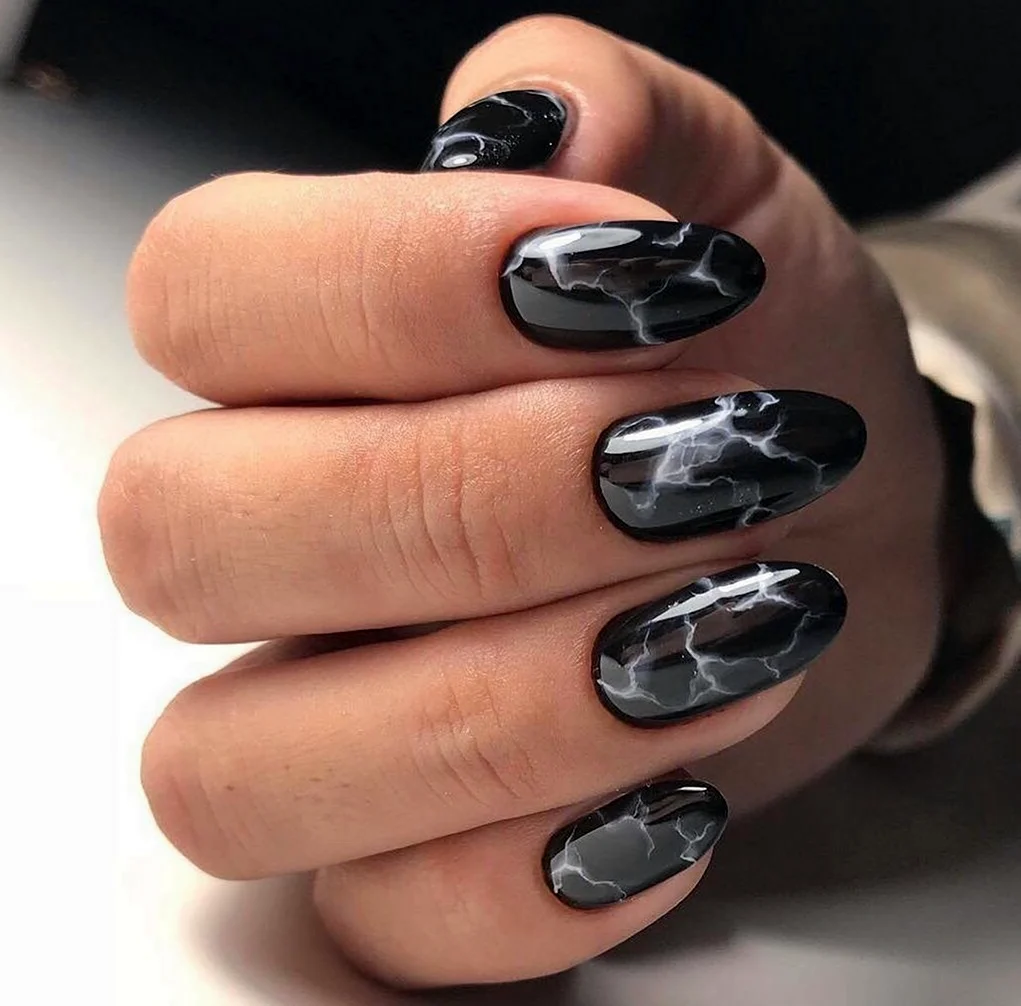Black Marble winter nail manicure