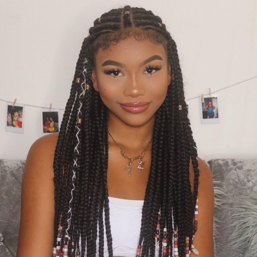 Fulani Braids Layered with Plenty of Beads Fulani braids hairstyle